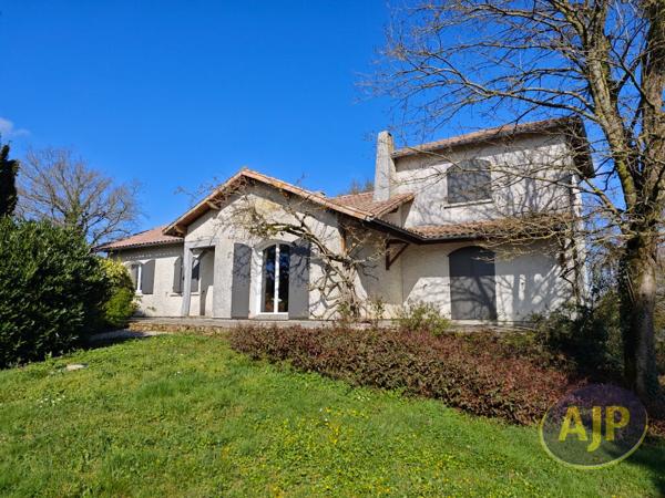 Vente maison Saint Christophe Du Bois : 344 500 € - AJP Immobilier Saint-Macaire-en-Mauges
