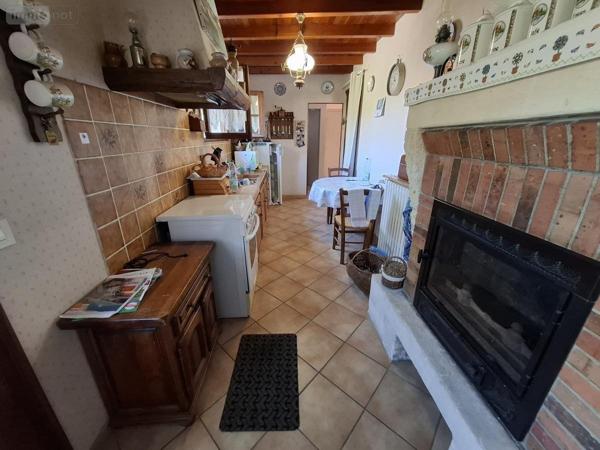 Maison à vendre à Saintes en Charente-Maritime (17100), ref : 17111-722
