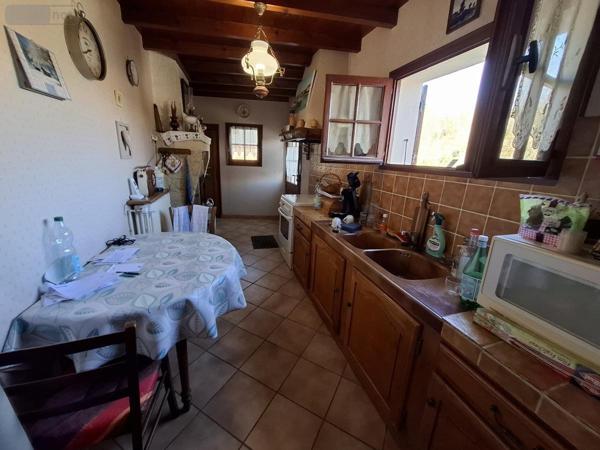 Maison à vendre à Saintes en Charente-Maritime (17100), ref : 17111-722