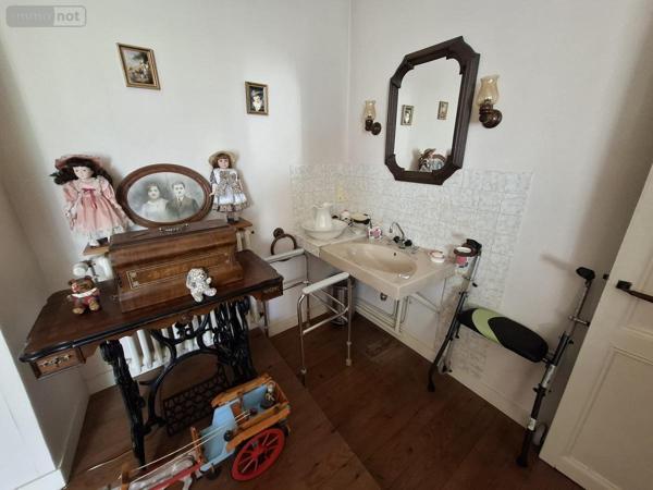 Maison à vendre à Saintes en Charente-Maritime (17100), ref : 17111-722