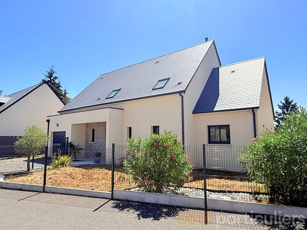 Vente
                Maison143,27 m² - 6 Pièces -
                    VEIGNE (37250)
