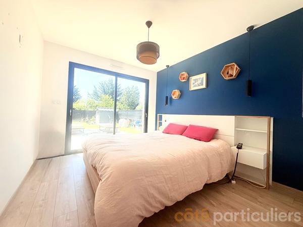 Vente
                Maison143,27 m² - 6 Pièces -
                    VEIGNE (37250)