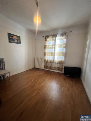 Maison 10 pièces – 199 m²