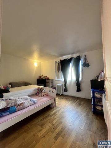 Maison 10 pièces – 199 m²