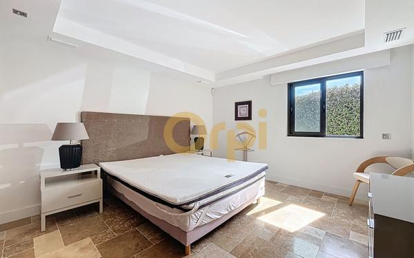 Maison à vendre    4 pièces •  Sainte-Maxime