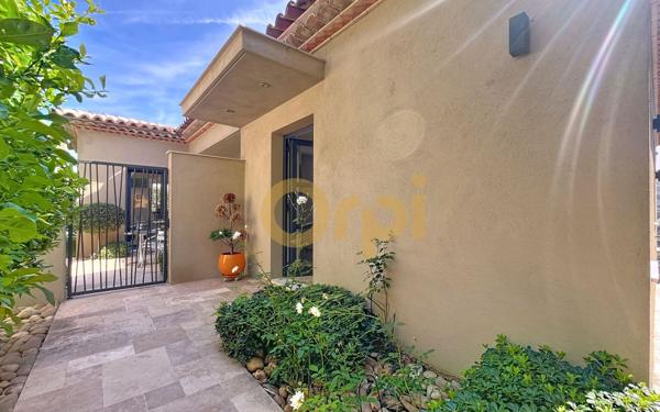 Maison à vendre    4 pièces •  Sainte-Maxime