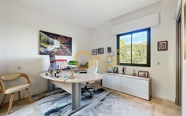 Maison à vendre    4 pièces •  Sainte-Maxime