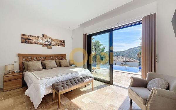 Maison à vendre    4 pièces •  Sainte-Maxime