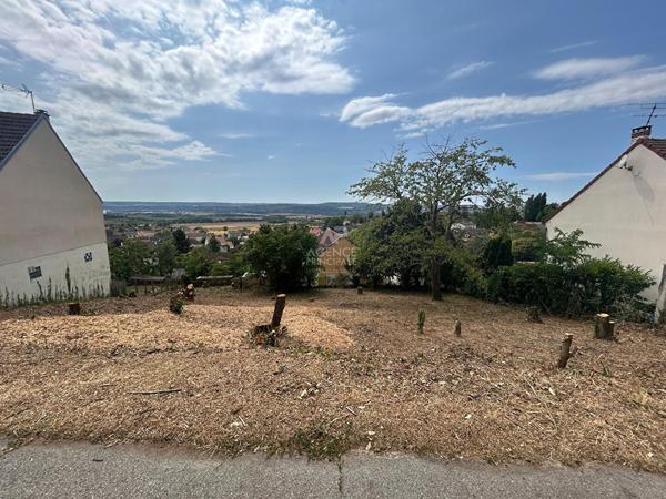 Terrain Chanteloup Les Vignes 932 m2 168 000 € **  - Référence  1126