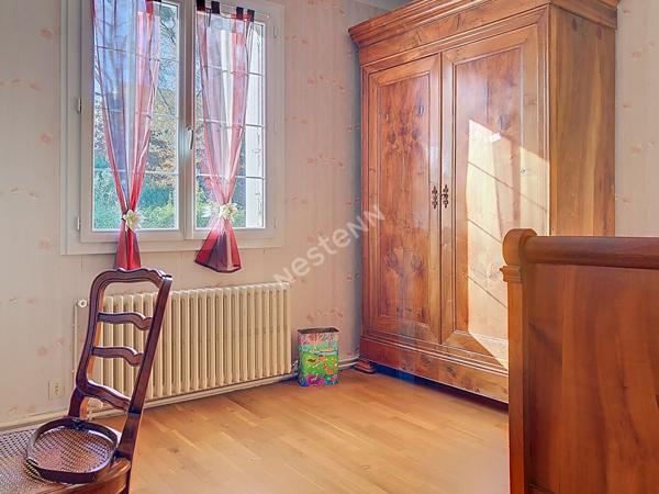 LONGCHAMP,GAUDINIERE, Vaste maison 5 chambres , jardin SO ,Garage