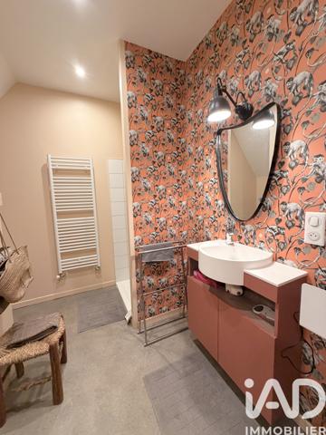 Maison à vendre 9 pièces 250 m² Saint-Broingt-les-Fosses