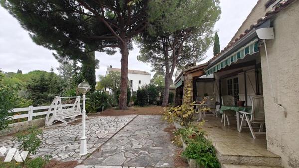 EXCLUSIVITE HYERES - Quartier ALMANARRE - Maison Type 4 avec piscine 