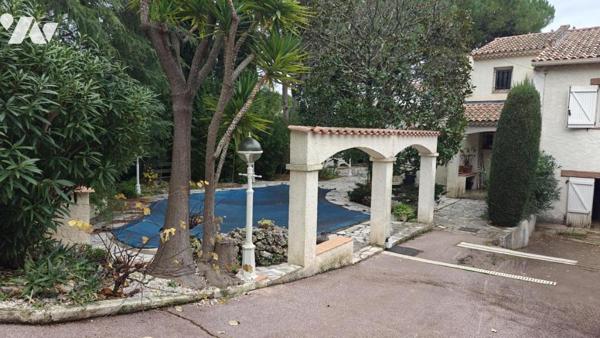 EXCLUSIVITE HYERES - Quartier ALMANARRE - Maison Type 4 avec piscine 