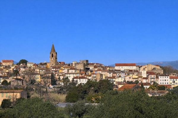 Appartement de 100m² à Port Fréjus vue panoramique