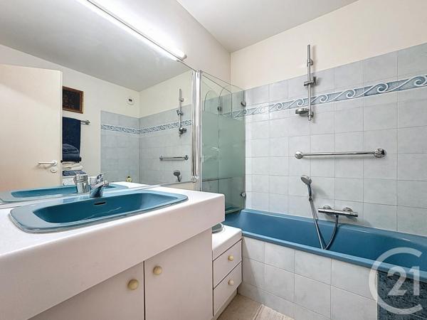 Appartement F3 à vendre  3 pièces - 102,09 m2 ANTIBES - 06