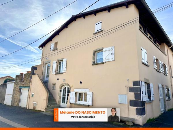 Maison de ville 320m² 10 pièces avec garage et jardin à Beauregard L'évêque