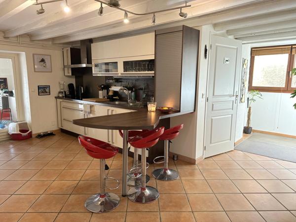 Maison de ville 320m² 10 pièces avec garage et jardin à Beauregard L'évêque