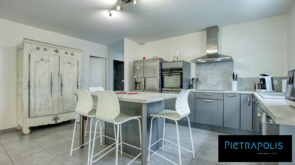 Magnifique maison proche du neuf