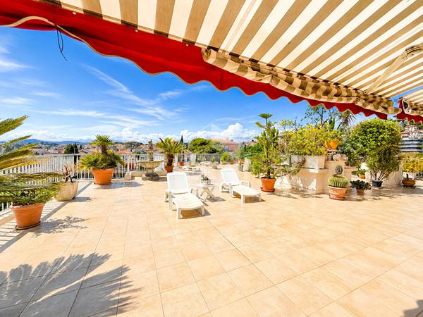 Nouveauté Unique Le Cannet Villa Toit  Le Cannet 5 pièce(s) 150 m2