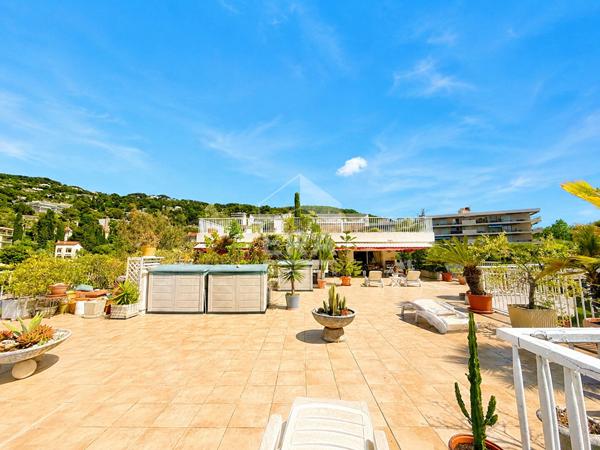 Nouveauté Unique Le Cannet Villa Toit  Le Cannet 5 pièce(s) 150 m2