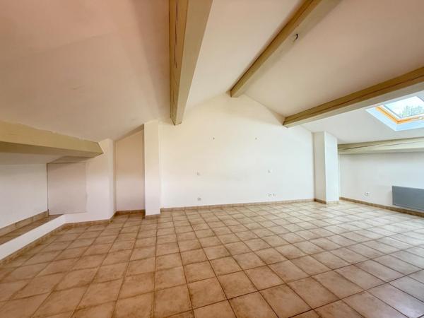 MDV 3 ou 4 chambres avec garage