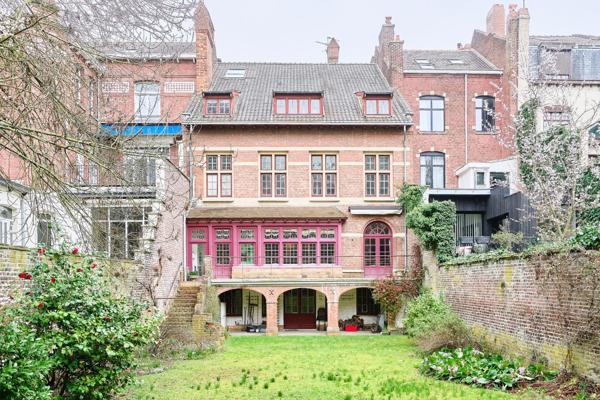 Vente Maison de luxe La Madeleine 8 Pièces 325 m²