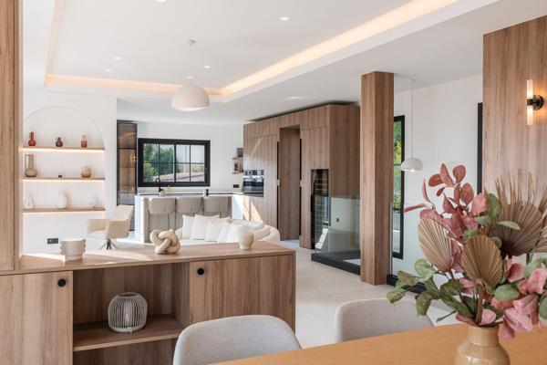 Vente Villa de luxe Roquebrune-Cap-Martin 5 Pièces 238.49 m²