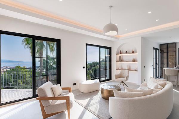 Vente Villa de luxe Roquebrune-Cap-Martin 5 Pièces 238.49 m²