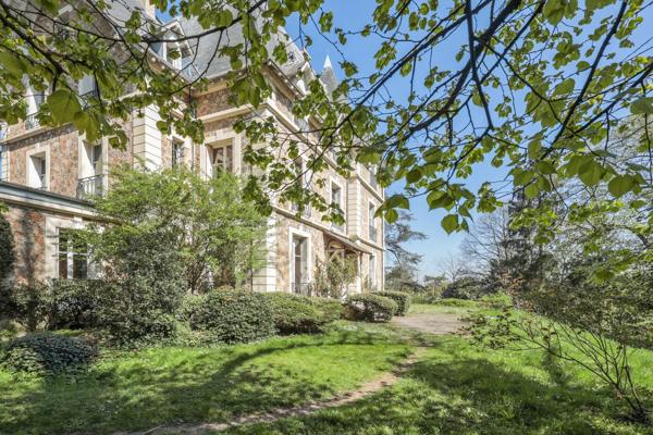 Vente Maison de luxe Rueil-Malmaison 12 Pièces 502 m²
