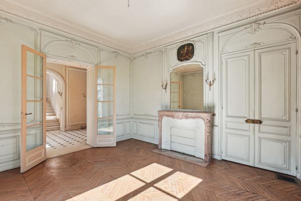 Vente Maison de luxe Rueil-Malmaison 12 Pièces 502 m²