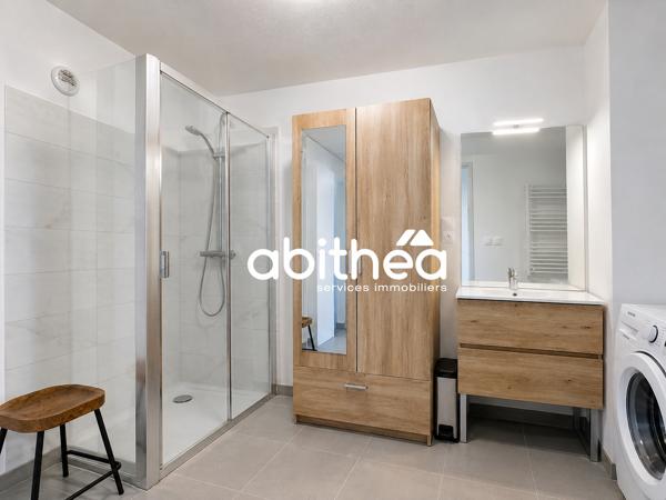 Appartement T4 de 93 m² avec terrasse 50 m² dans une résidence de 2022 à VIAS