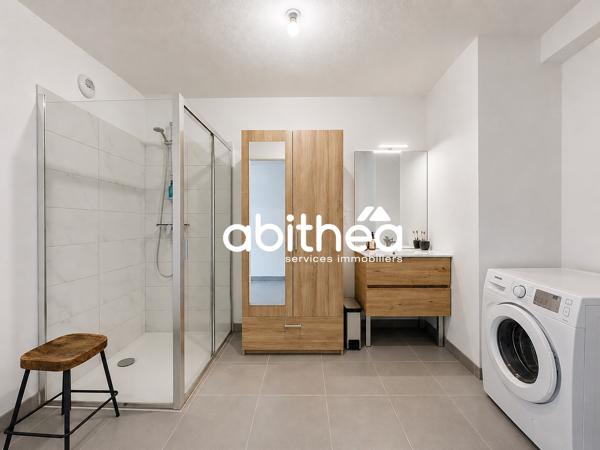 Appartement T4 de 93 m² avec terrasse 50 m² dans une résidence de 2022 à VIAS