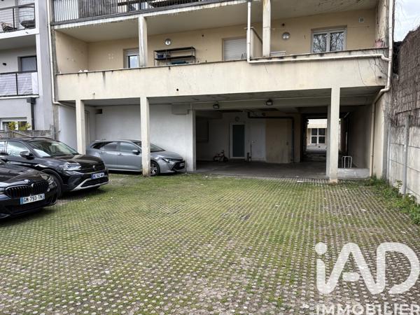 Immeuble à vendre 566 m² Villepinte