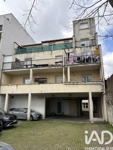 Immeuble à vendre 566 m² Villepinte