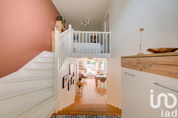 Appartement à vendre 5 pièces 121 m² Suresnes