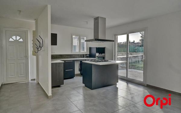 Appartement à vendre    3 pièces •  Villefontaine