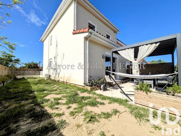 House for sale 4 rooms 90 m² Trouillas