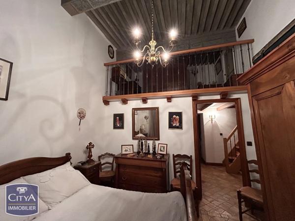 Immeuble à vendre 602m²