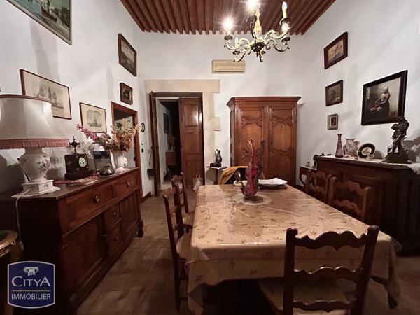 Immeuble à vendre 602m²