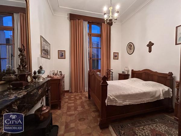 Immeuble à vendre 602m²