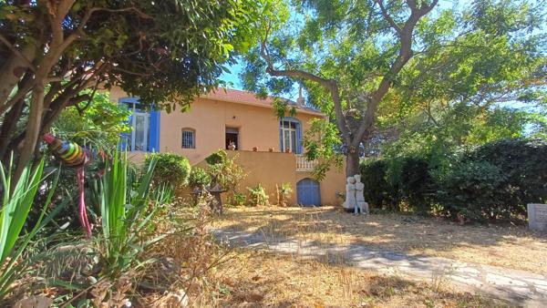 Maison Sete 4 pièce(s) 140 m2