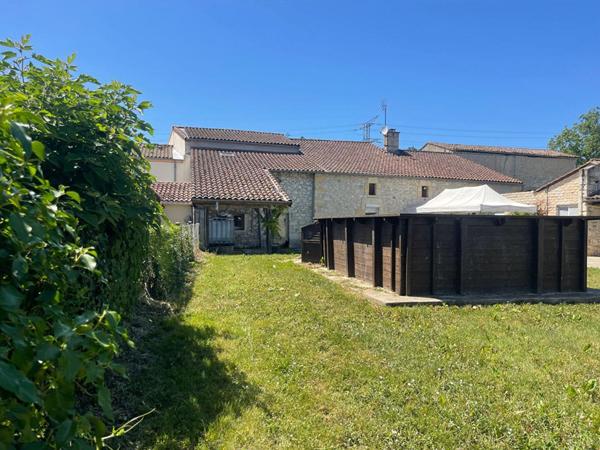Maison de famille en pierre  258 m² + dépendances  Saint-Antoine-de-Breuilh, Bordeaux en 45 min