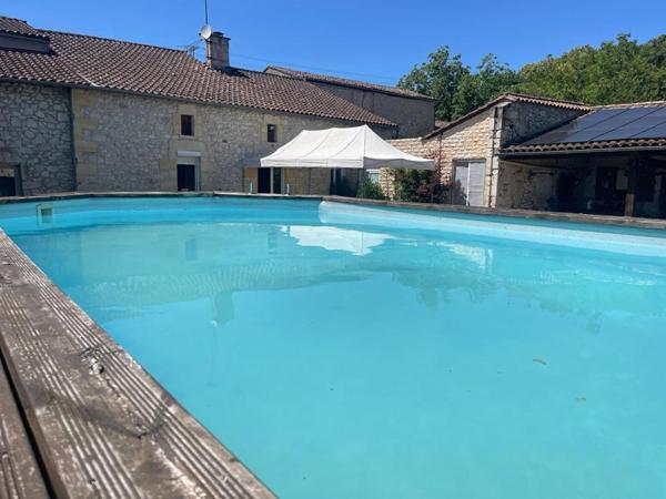 Maison de famille en pierre  258 m² + dépendances  Saint-Antoine-de-Breuilh, Bordeaux en 45 min
