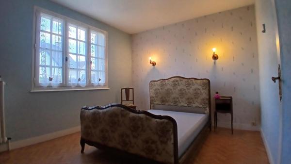 Pavillon sur sous sol  4 chambres