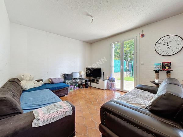 LIVRON - MAISON DE 111 M² AVEC 4 CHAMBRES SUR 219 M² DE TERRAIN