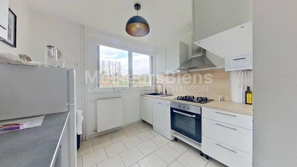 Appartement de 71 m² 4 pièces et une cave