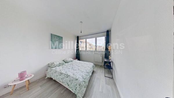 Appartement de 71 m² 4 pièces et une cave