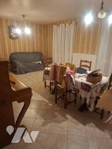 Maison à Vendre à Les Aix-d'Angillon (18220) en Cher (18)

Nous proposons à la vente une mais...