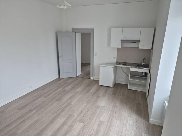 A VENDRE Appartement Nantes Zola T2 une chambre proche commerces