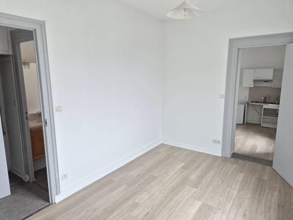 A VENDRE Appartement Nantes Zola T2 une chambre proche commerces